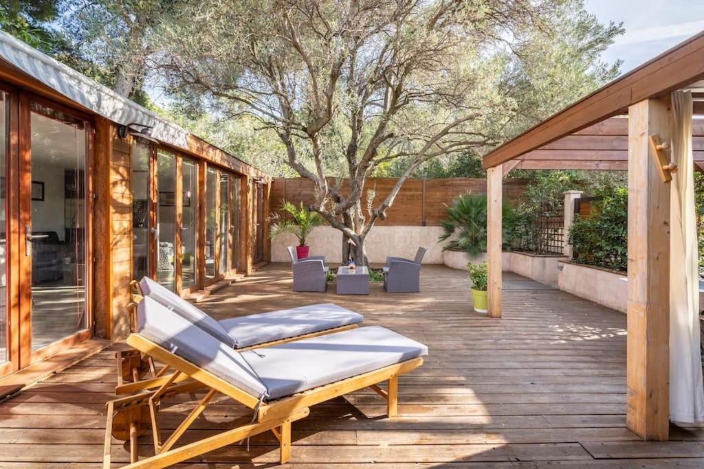 Studio Jacuzzi Prive A 8 Min A Pied De La Plage Apartment La Ciotat Bagian luar foto