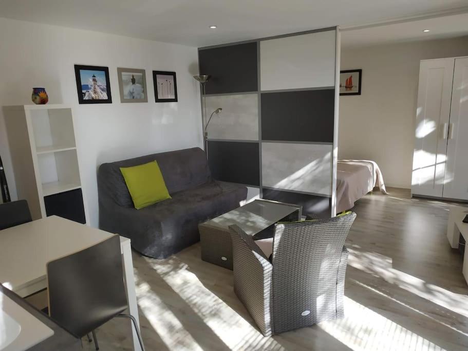 Studio Jacuzzi Prive A 8 Min A Pied De La Plage Apartment La Ciotat Bagian luar foto