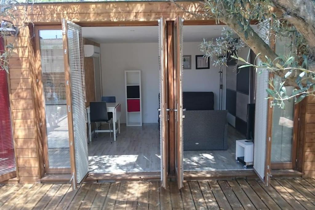 Studio Jacuzzi Prive A 8 Min A Pied De La Plage Apartment La Ciotat Bagian luar foto